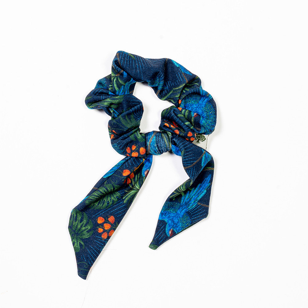 Rabico Feminino Estampado Arara Bord Barra Fundo Azul