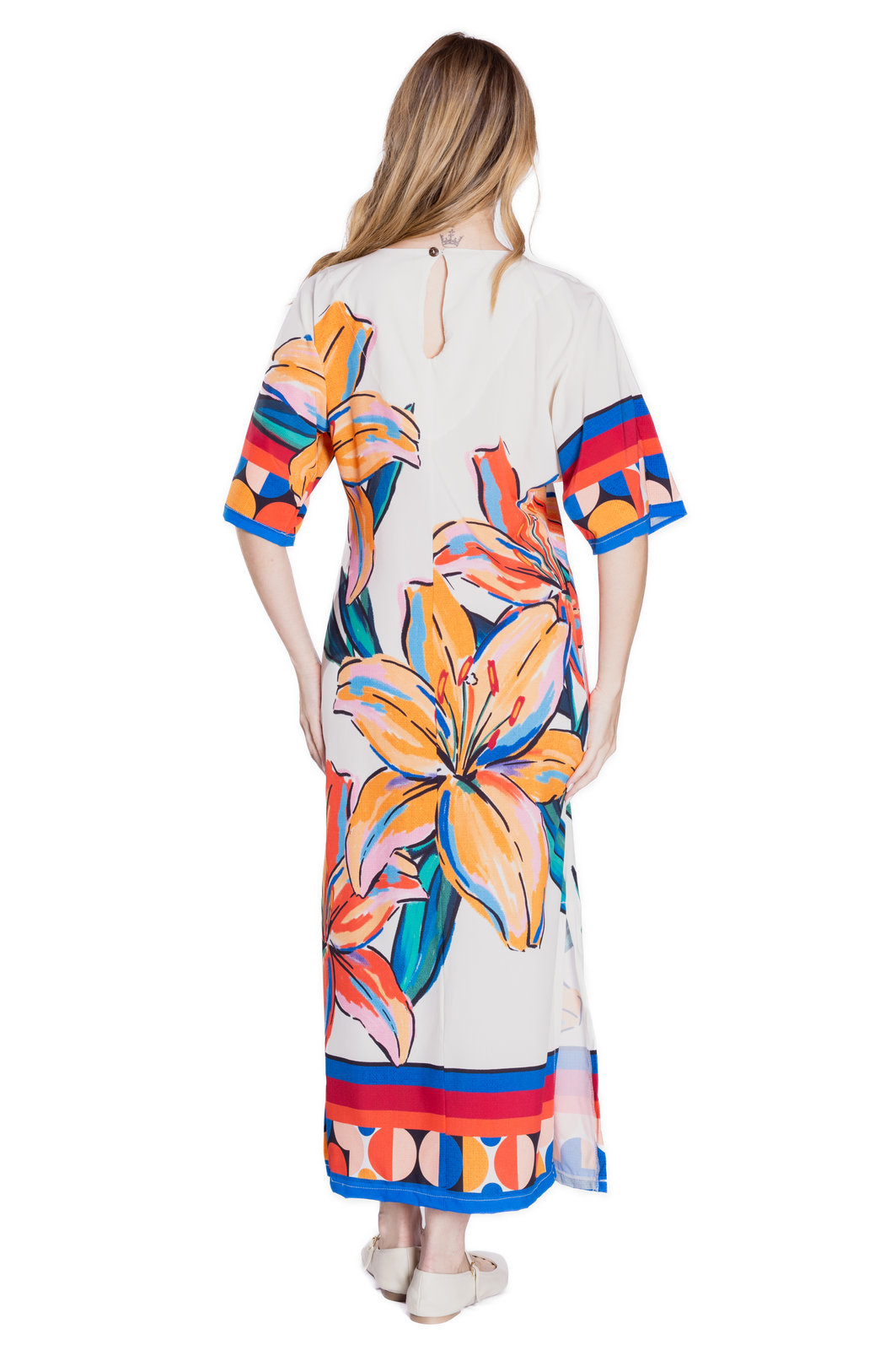 Vestido Feminino Kaftan Atena Estampado Canindé Bananas e Lírio Vestido Feminino Kaftan Atena Estampado Canindé Bananas e Lírio