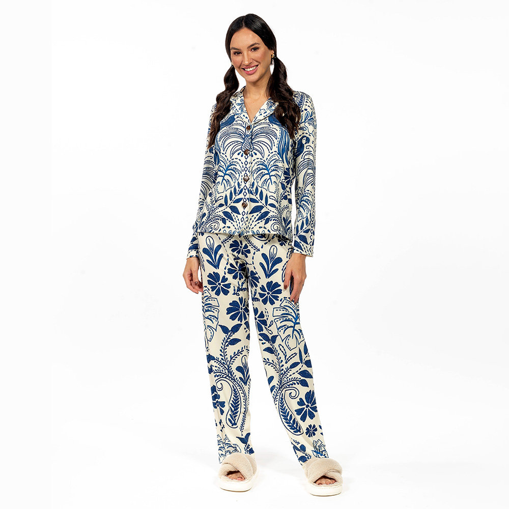 Pijama Feminino Manga Longa Americano Estampado Araras Bordado Fundo Off Pijama Feminino Manga Longa Americano Estampado Araras Bordado Fundo Off