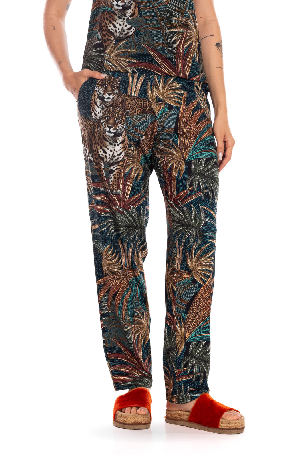 Calça Feminina Fluid Estampada Onças Pontos de Luz Calça Feminina Fluid Estampada Onças Pontos de Luz