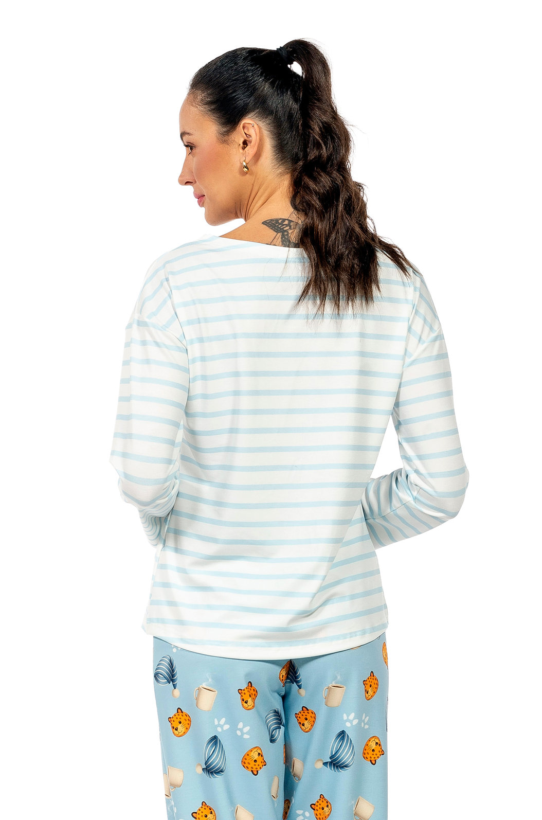 Pijama Feminino Manga Longa Adulto Estampado Capivara Pantufa e Café Pijama Feminino Manga Longa Adulto Estampado Capivara Pantufa e Café