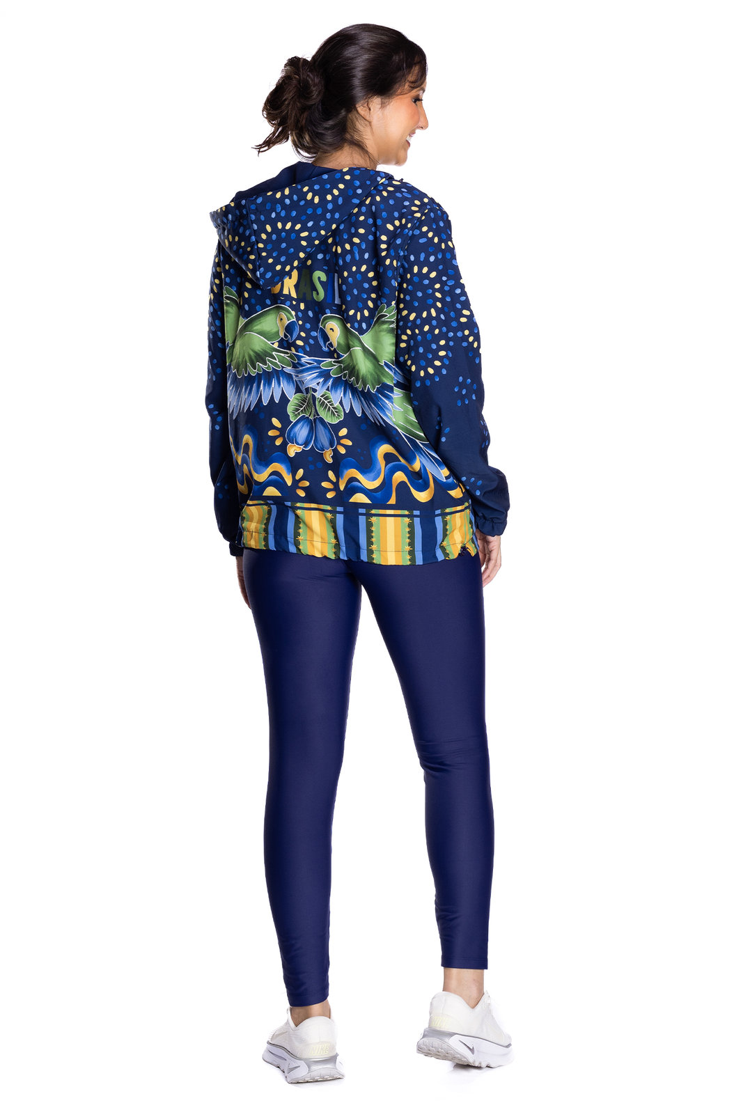 Jaqueta Corta Vento Ecoventura Estampada Motivos Tropicais Brasil Jaqueta Corta Vento Ecoventura Estampada Motivos Tropicais Brasil