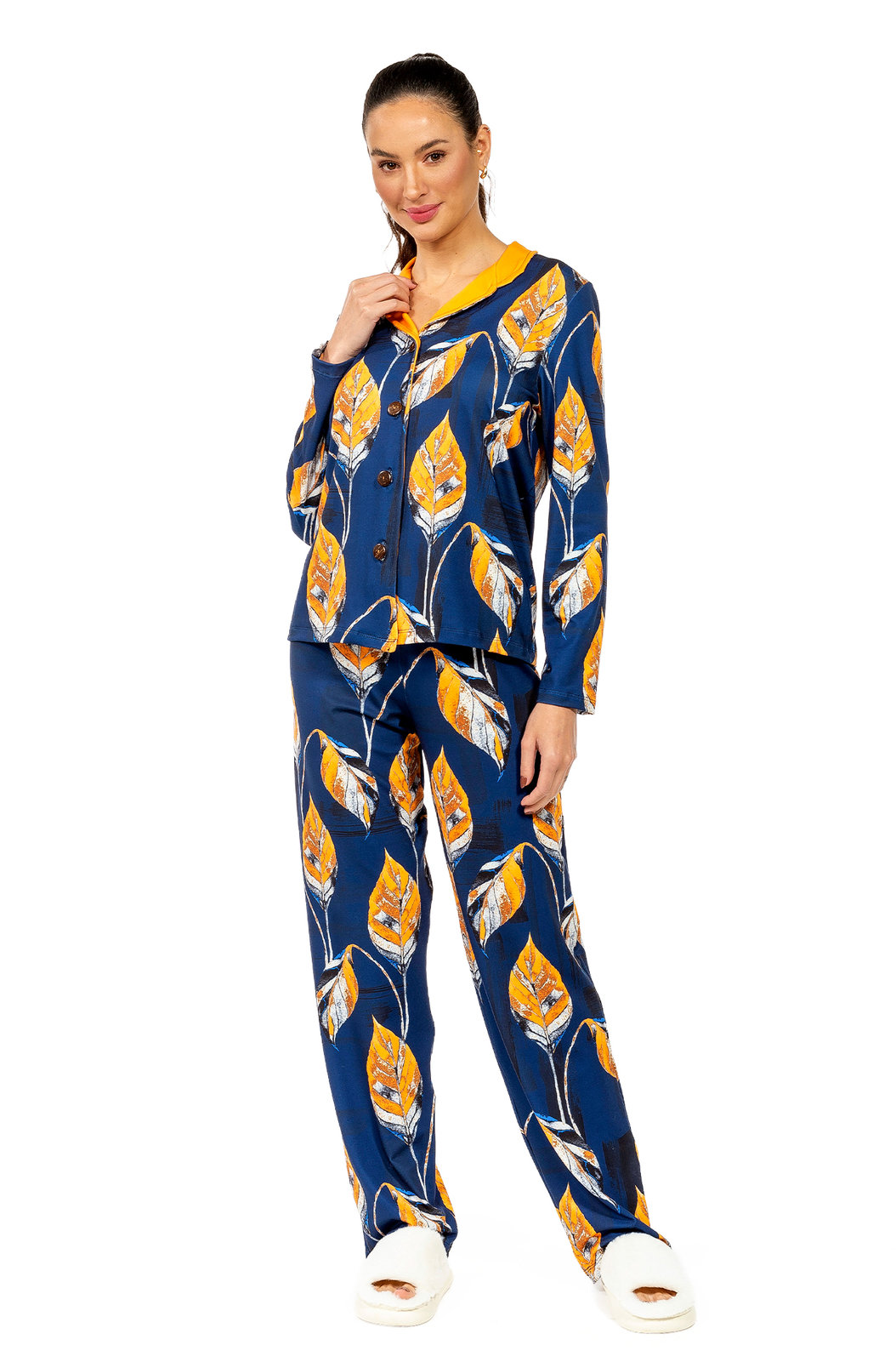 Pijama Feminino Manga Longa Americano Estampado Penas Azul Pincelado Pijama Feminino Manga Longa Americano Estampado Penas Azul Pincelado