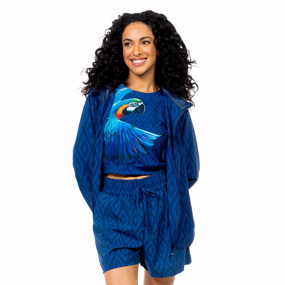 Shorts Atena Resort Estampado Maxi Arara Fundo Azul