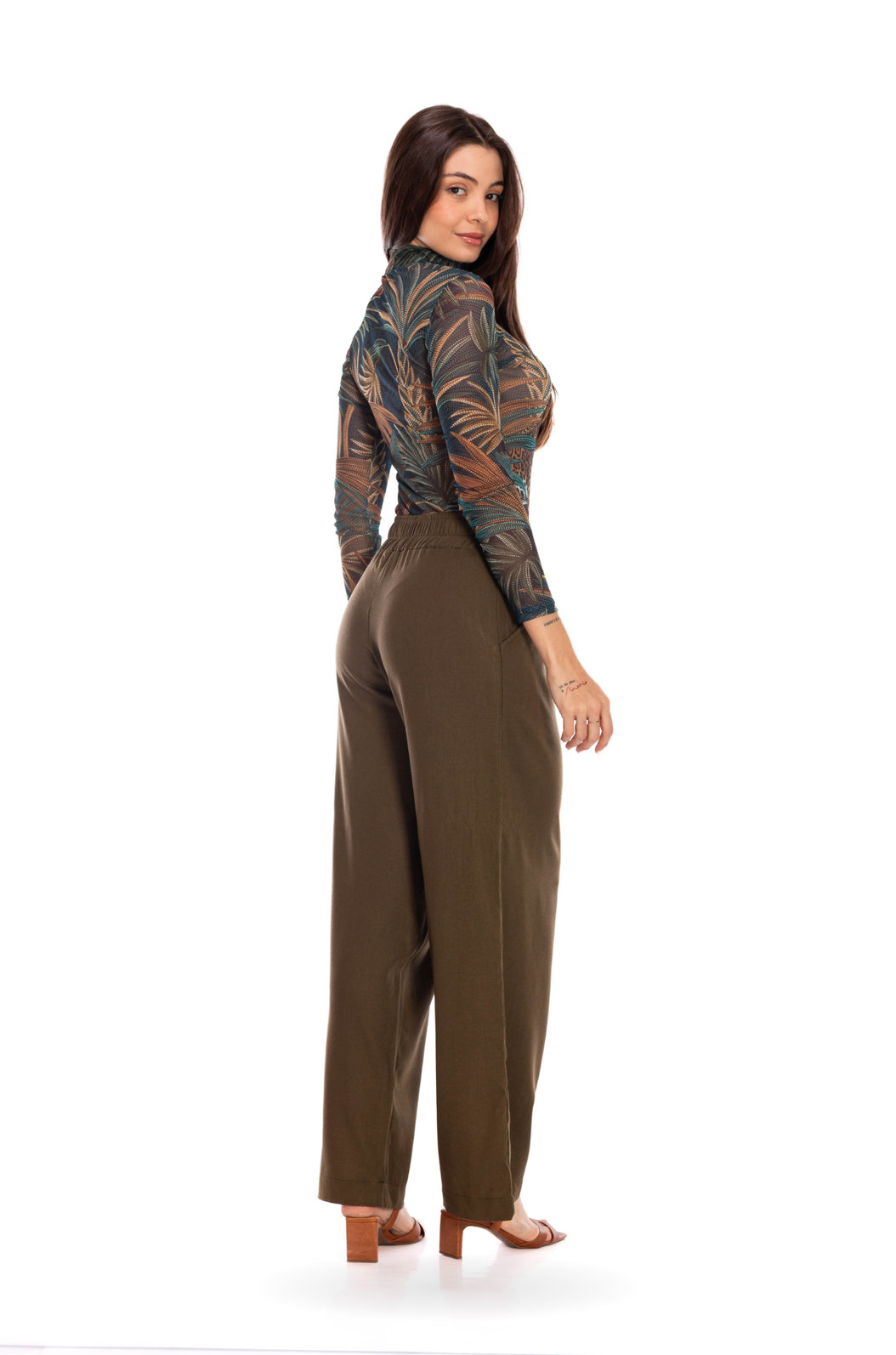 Blusa Tule Segunda Pele Estampada Onças Pontos de Luz Blusa Tule Segunda Pele Estampada Onças Pontos de Luz