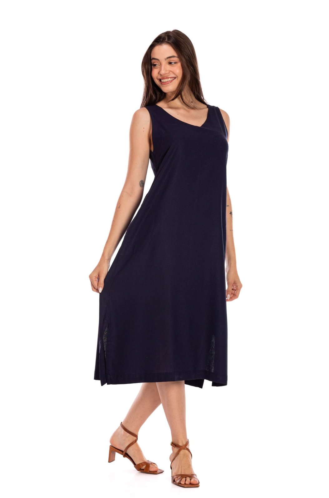 Vestido Feminino Linho Clássico com Bolso Marinho Vestido Feminino Linho Clássico com Bolso Marinho