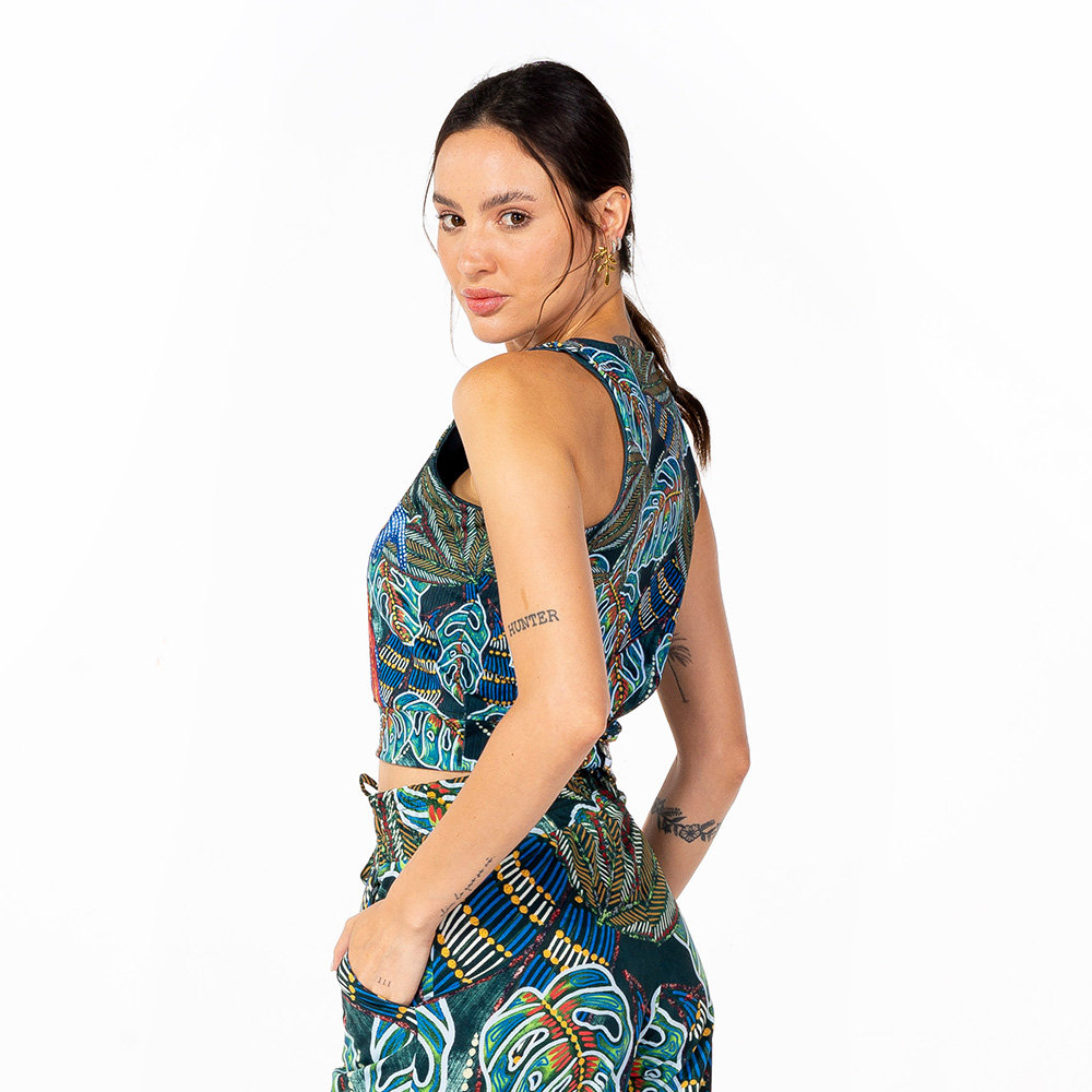 Top Feminino Canelado Estampado Araras Folhagens Etnicas