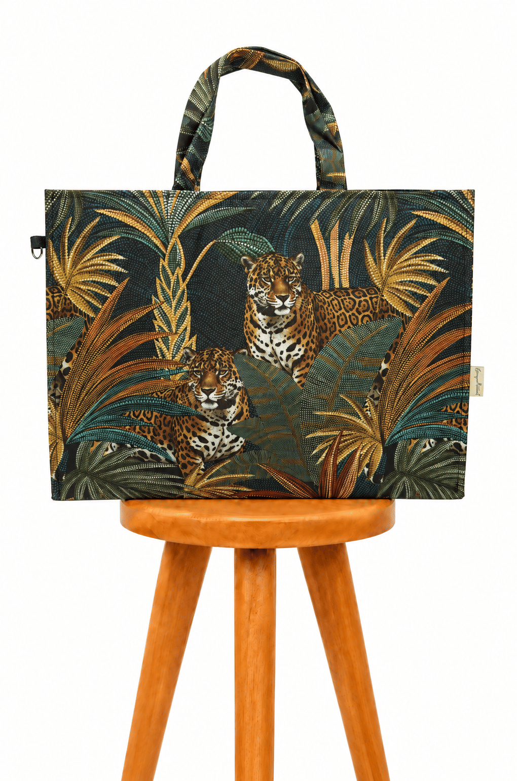 Bolsa Resort Estampada Onças Pontos de Luz Bolsa Resort Estampada Onças Pontos de Luz
