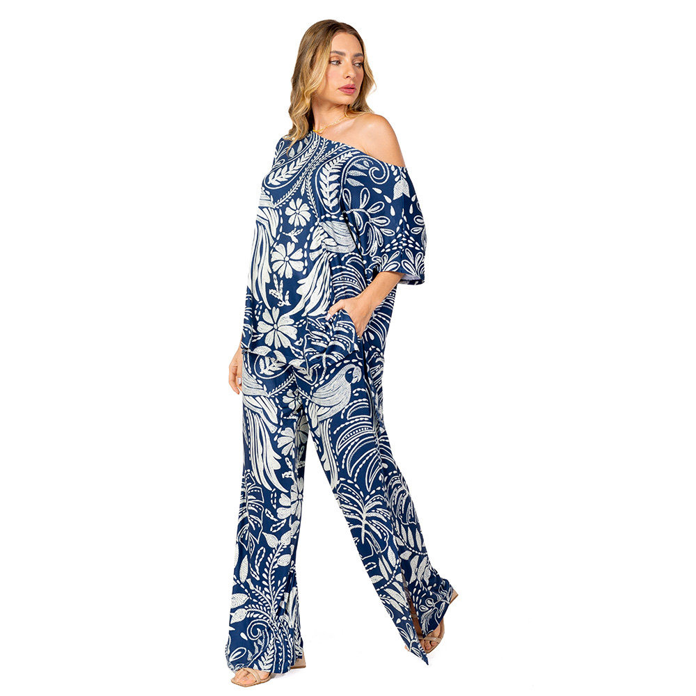 Calça Feminina Com Fenda New Estampada Araras Bordado Fundo Off Calça Feminina Com Fenda New Estampada Araras Bordado Fundo Off