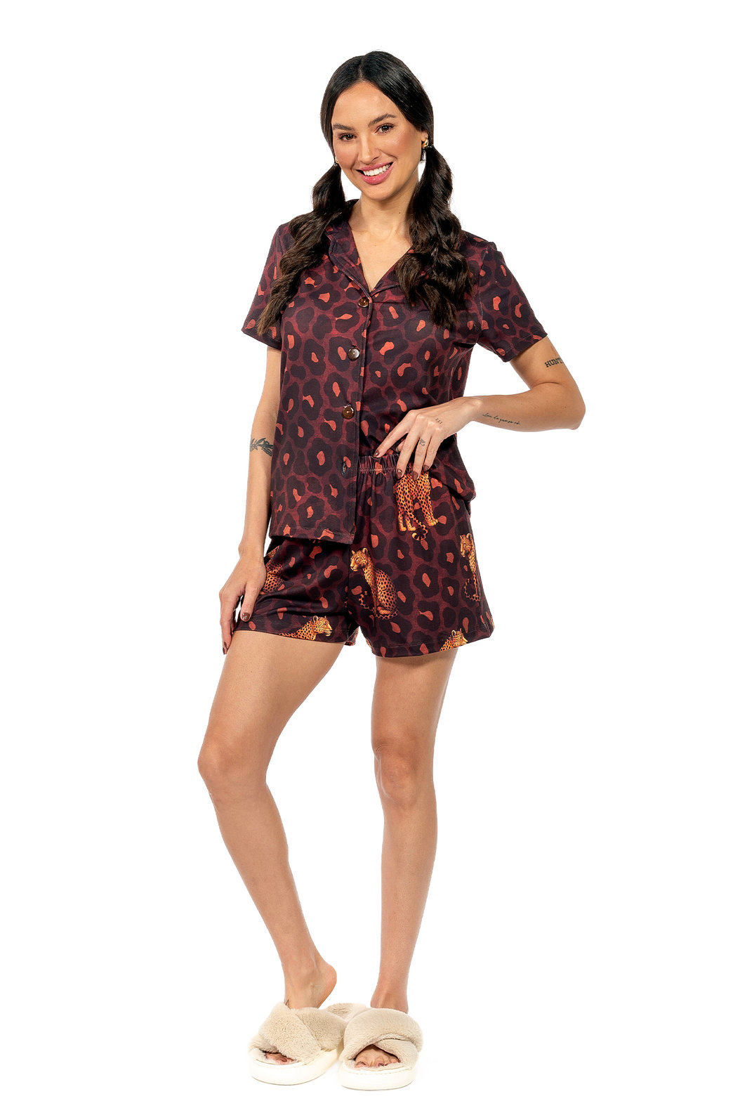 Pijama Feminino Manga Curta Americano Estampado Onças Animal Print Pijama Feminino Manga Curta Americano Estampado Onças Animal Print