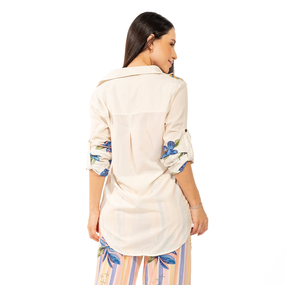 Camisa Atena Verão Alongada Estampada Pássaros e Flores Bordado Camisa Atena Verão Alongada Estampada Pássaros e Flores Bordado