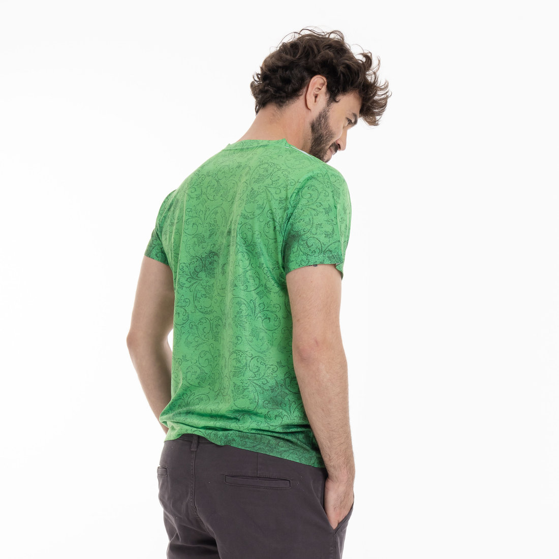 Camiseta Masculina Básica Estampada Brasil Arabescos Camiseta Masculina Básica Estampada Brasil Arabescos