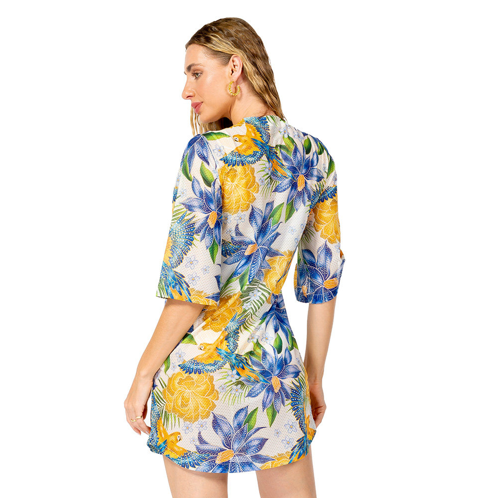 Saída de Praia Chemise Alongada Estampada Araras Flores Cores Brasil Saída de Praia Chemise Alongada Estampada Araras Flores Cores Brasil