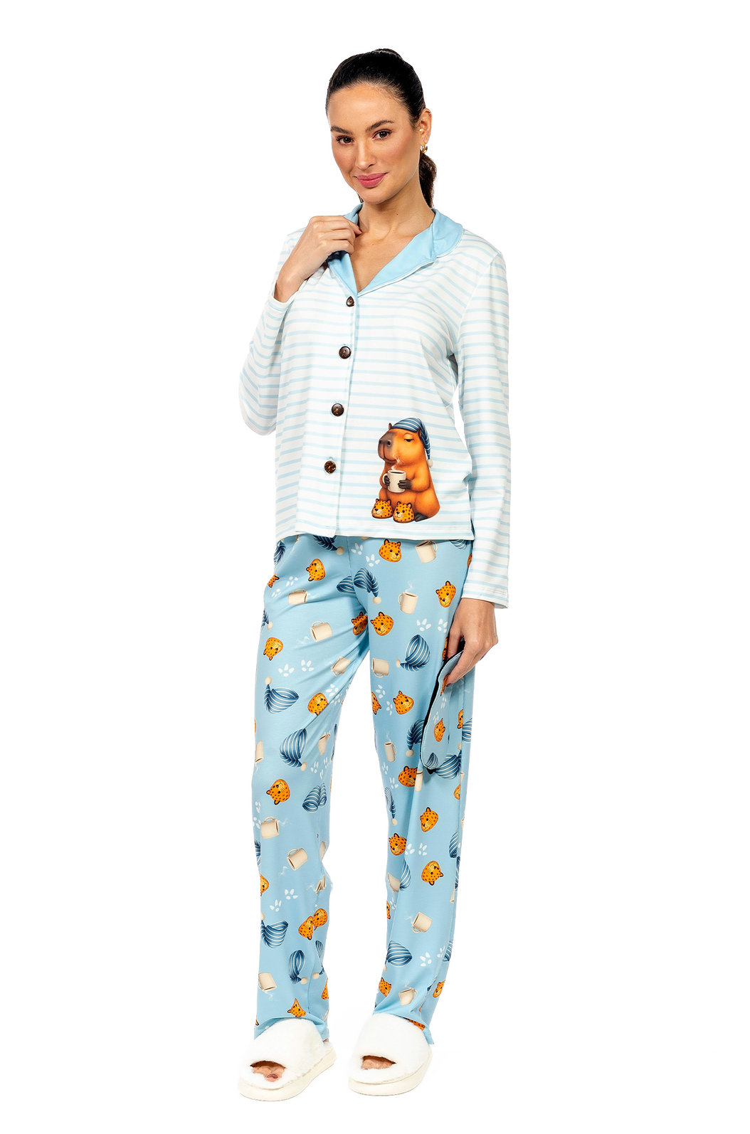 Pijama Feminino Manga Longa Americano Estampado Capivara Pantufa e Café Pijama Feminino Manga Longa Americano Estampado Capivara Pantufa e Café