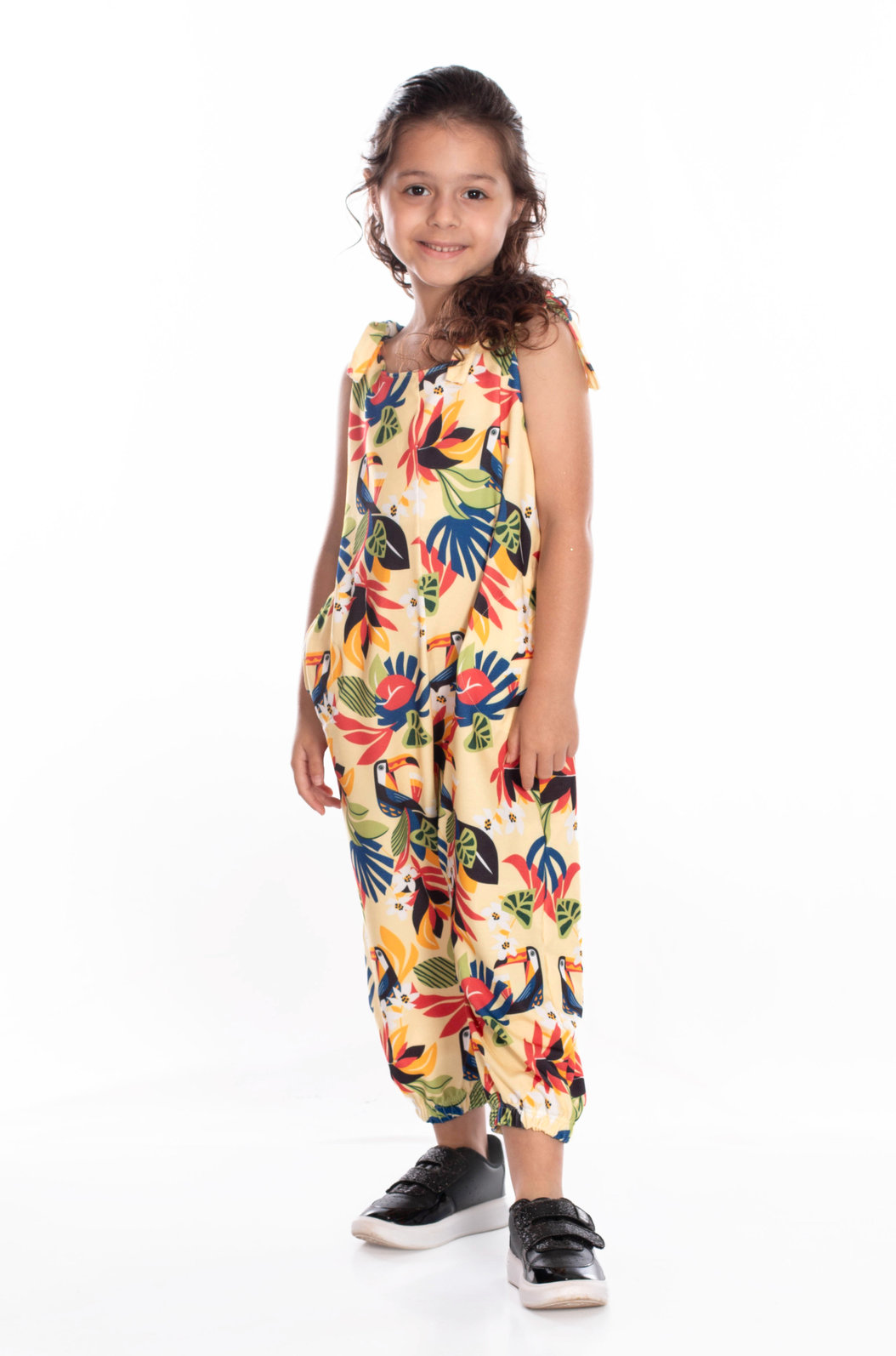 Macacão Infantil com Bolso Infantil Estampado Desenho Infantil Tucanos Macacão Infantil com Bolso Infantil Estampado Desenho Infantil Tucanos