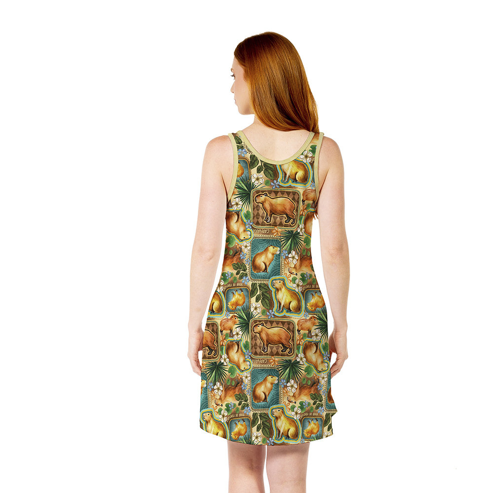 Vestido Feminino Camisola Bons Sonhos Estampado Capivaras do Brasil Fundo Bege Vestido Feminino Camisola Bons Sonhos Estampado Capivaras do Brasil Fundo Bege