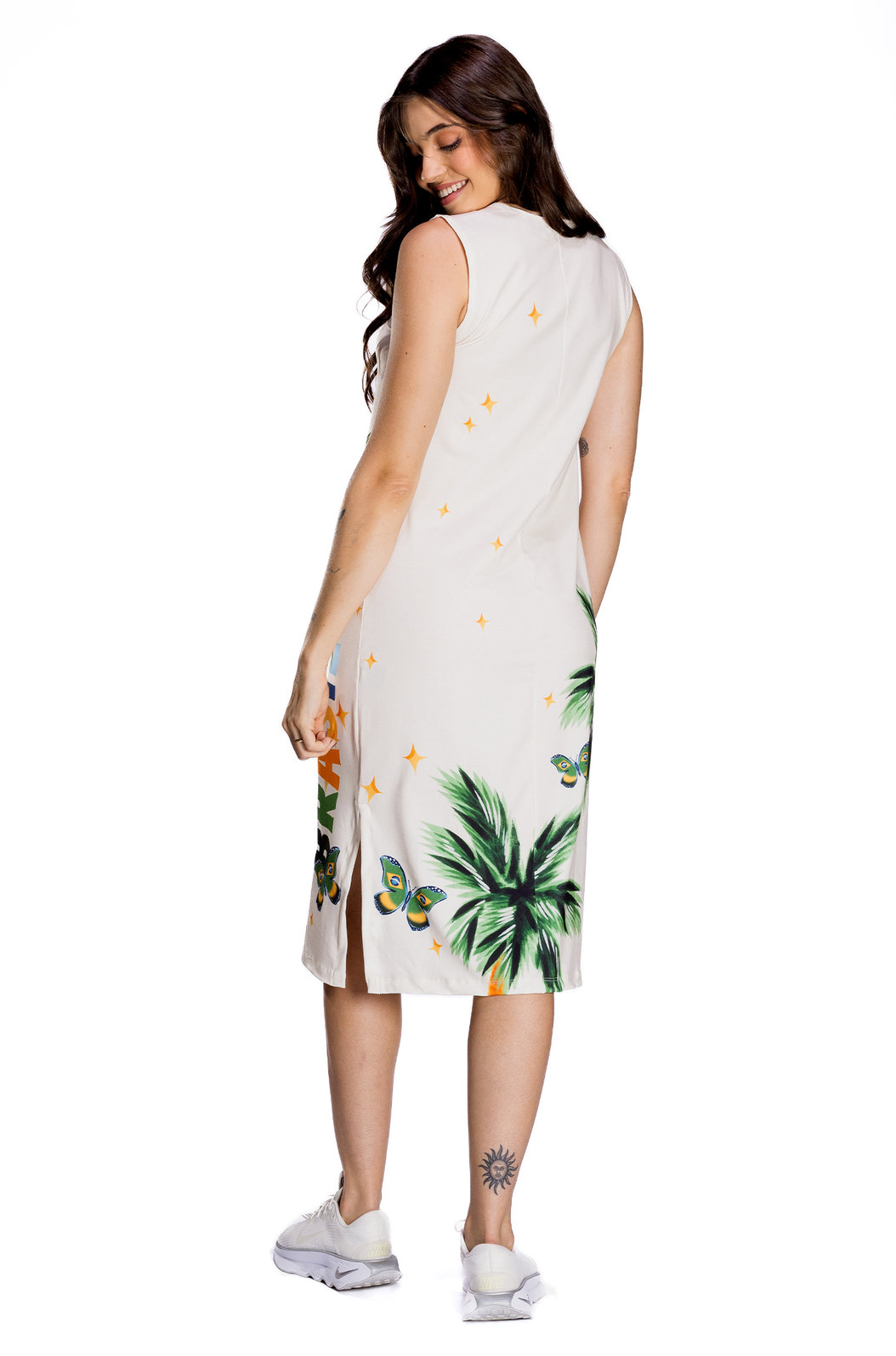 Vestido Feminino Clássico Midi Estampado Elementos Brasil Aquarela Vestido Feminino Clássico Midi Estampado Elementos Brasil Aquarela