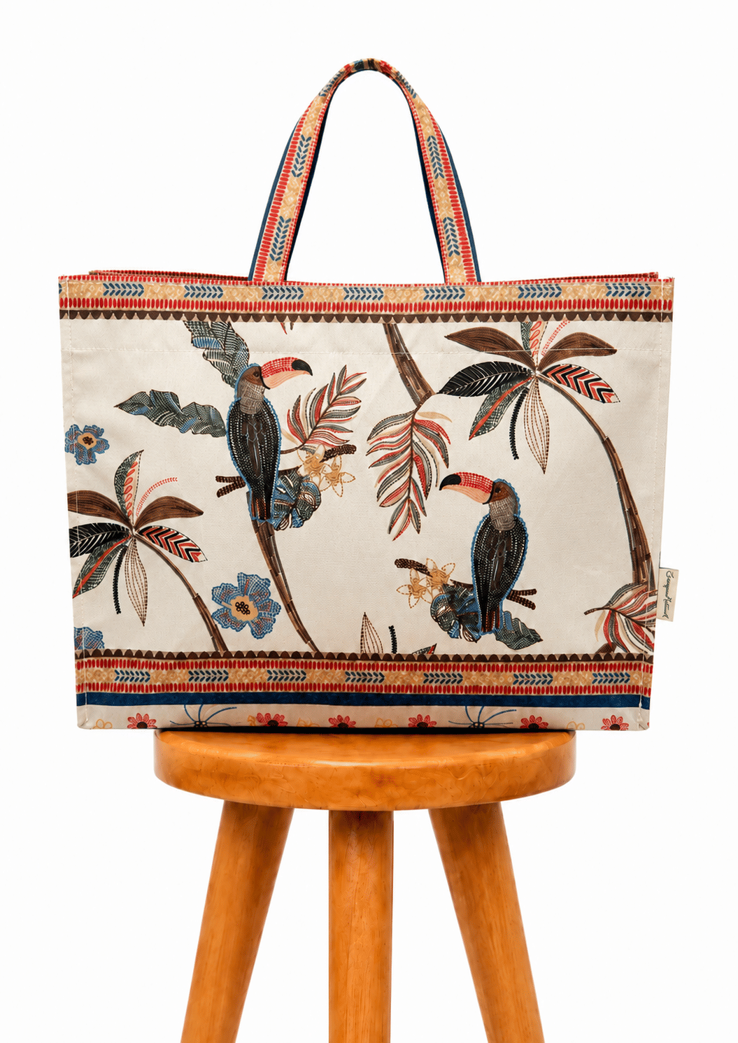 Bolsa Resort Estampada Tucaninhos Bordados