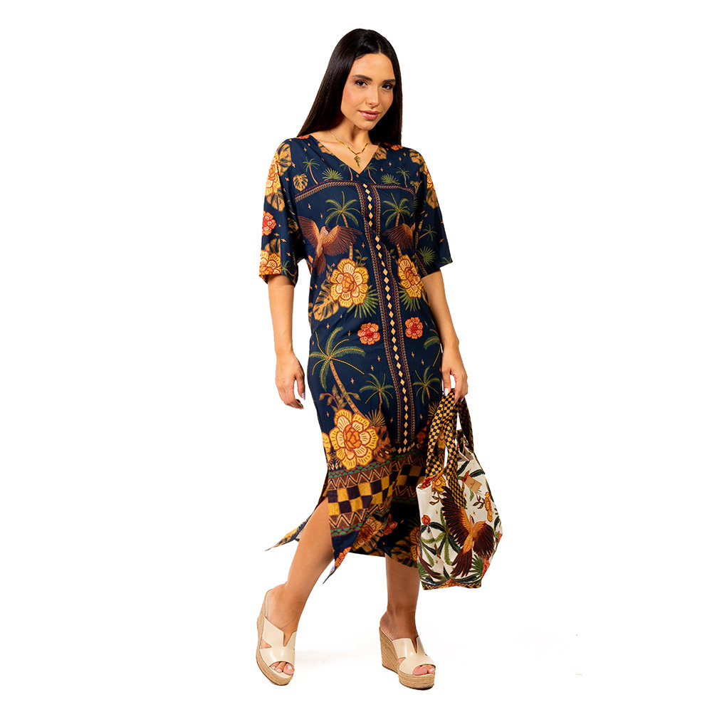 Vestido Feminino Kaftan Atena Estampado Tucano Barra Noite Fundo Azul Vestido Feminino Kaftan Atena Estampado Tucano Barra Noite Fundo Azul