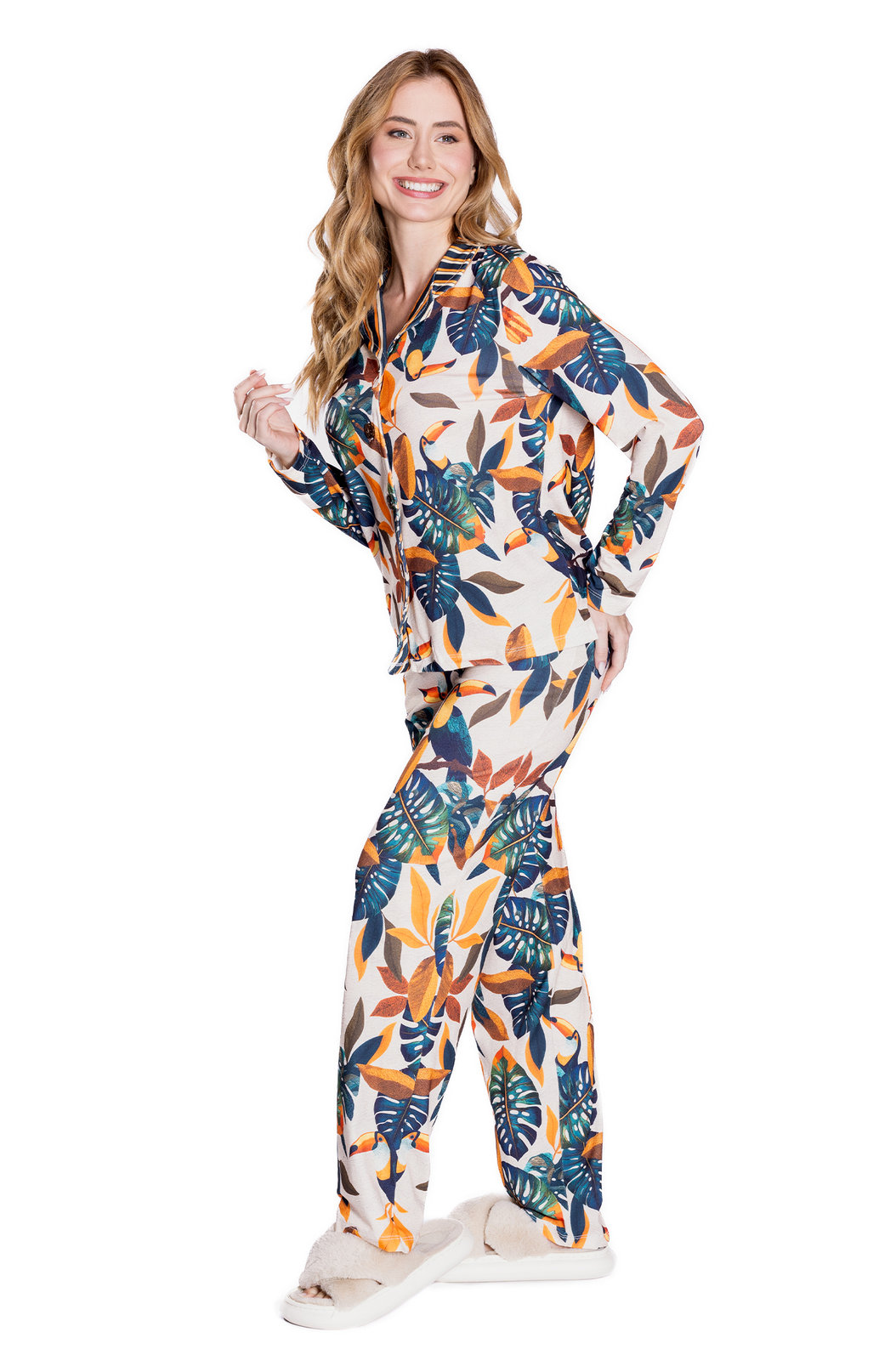 Pijama Feminino Manga Longa Americano Estampado Tucanos Tela Bordada