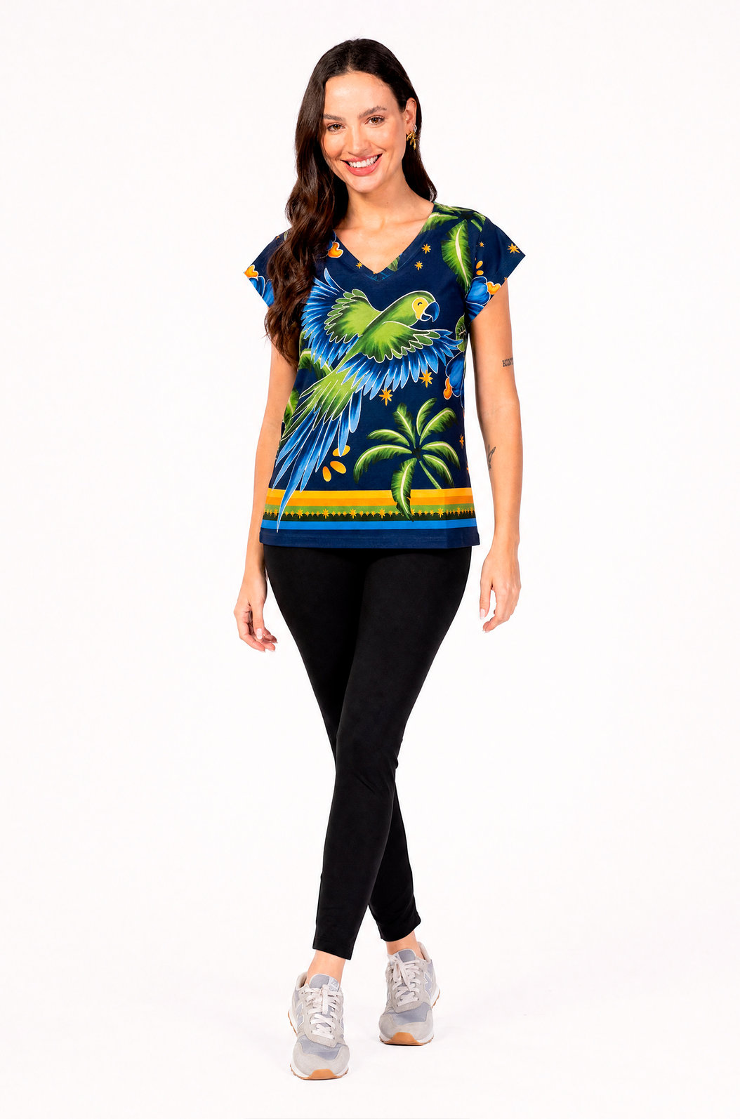 Blusa Florata Estampada Motivos Tropicais Brasil