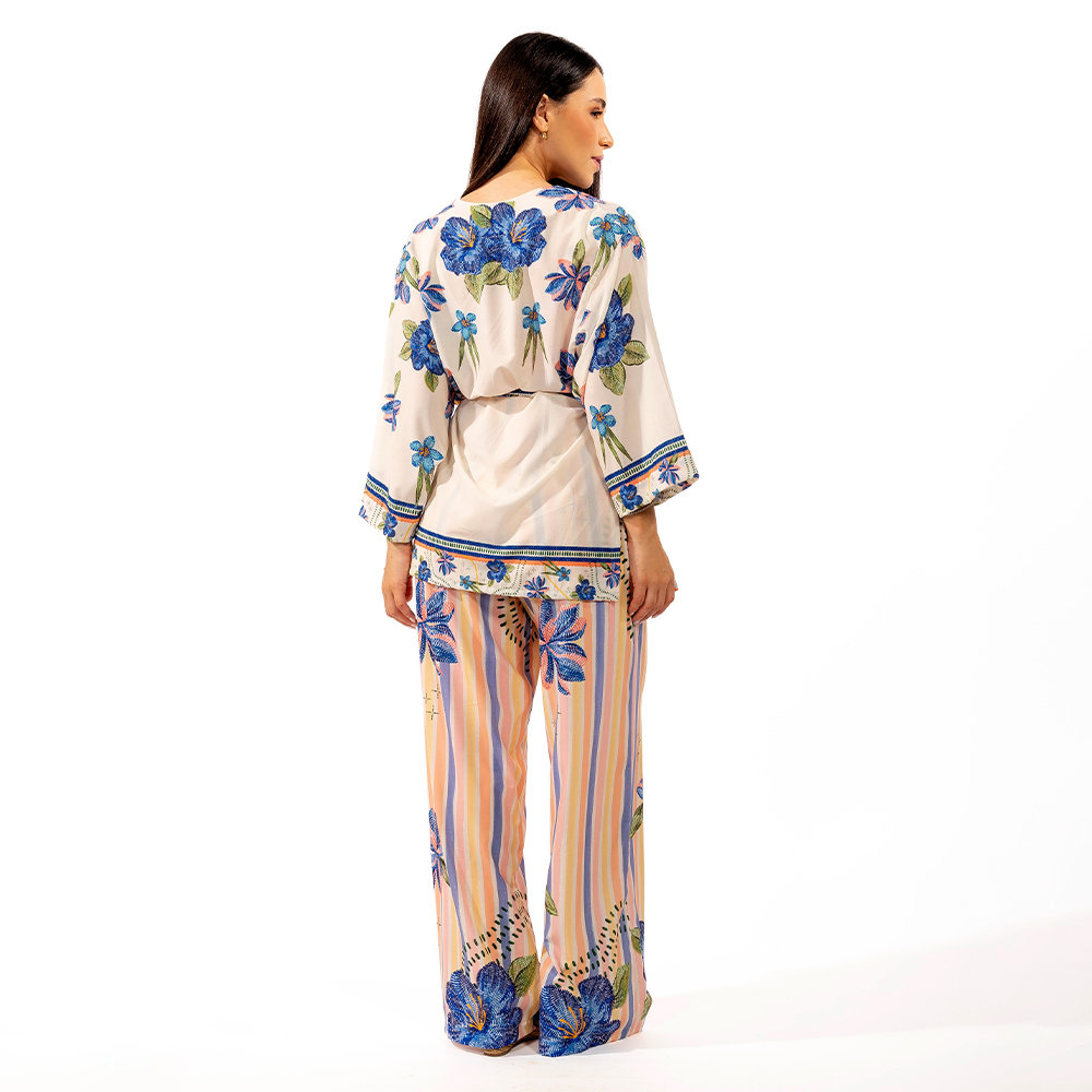 Calça Feminina Ampla Atena Estampada Pássaros e Flores Bordado Calça Feminina Ampla Atena Estampada Pássaros e Flores Bordado