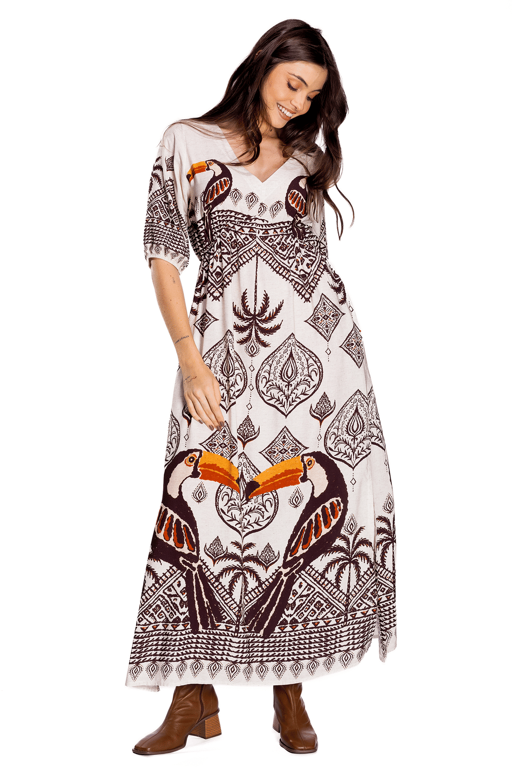 Vestido Feminino Viscose Lotus Estampado Tucano Desenhos Étnicos Vestido Feminino Viscose Lotus Estampado Tucano Desenhos Étnicos