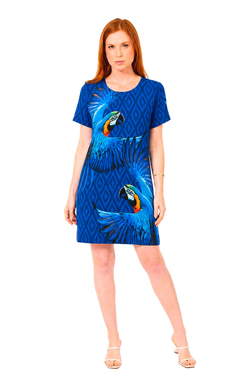 Vestido Feminino Atena Curto Estampado Maxi Arara Fundo Azul Vestido Feminino Atena Curto Estampado Maxi Arara Fundo Azul