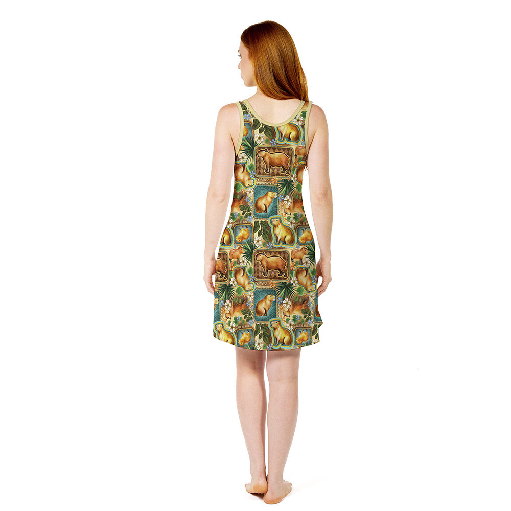 Vestido Feminino Camisola Bons Sonhos Estampado Capivaras do Brasil Fundo Bege Vestido Feminino Camisola Bons Sonhos Estampado Capivaras do Brasil Fundo Bege