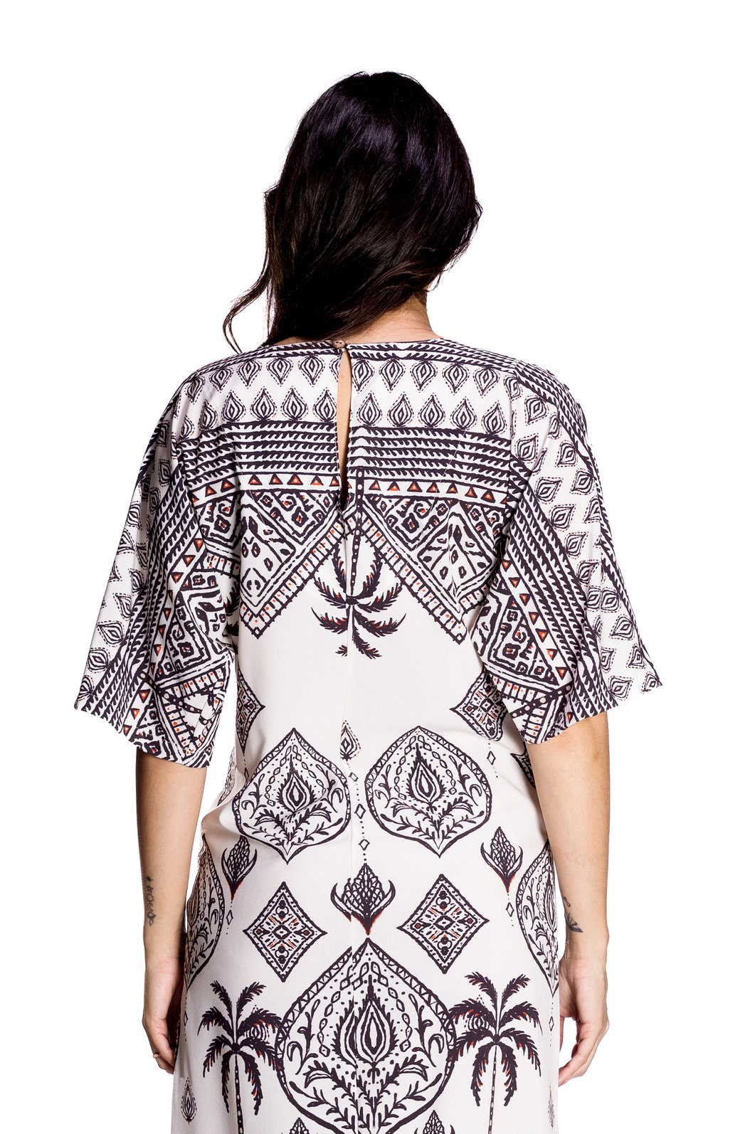 Vestido Feminino Kaftan Atena Estampado Tucano Desenhos Étnicos Vestido Feminino Kaftan Atena Estampado Tucano Desenhos Étnicos