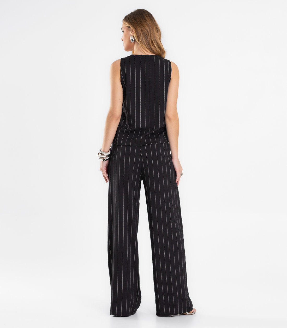 Calça Feminina Reta Risca De Giz Endless Calça Feminina Reta Risca De Giz Endless