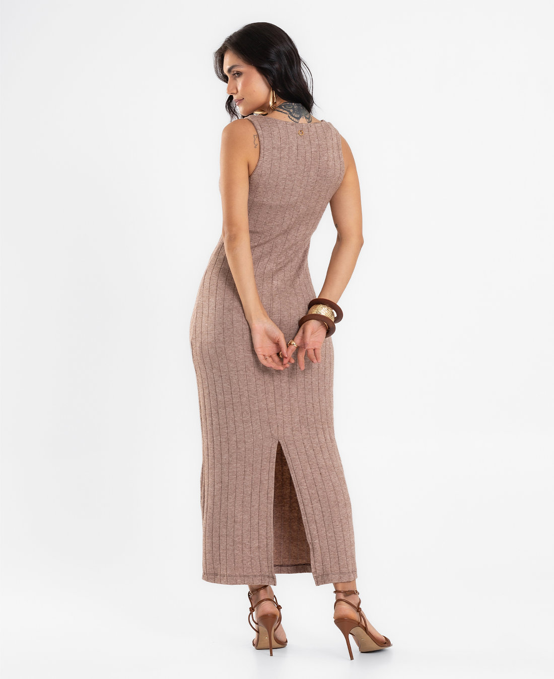 Vestido Feminino Midi Decote Em V Endless Vestido Feminino Midi Decote Em V Endless