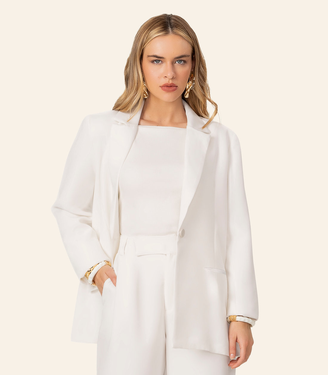 Blazer Feminino Em Soft Linho Endless Blazer Feminino Em Soft Linho Endless