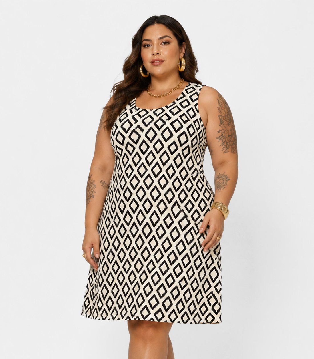 Vestido Curto Estampado Plus Size Infinita Cor Vestido Curto Estampado Plus Size Infinita Cor