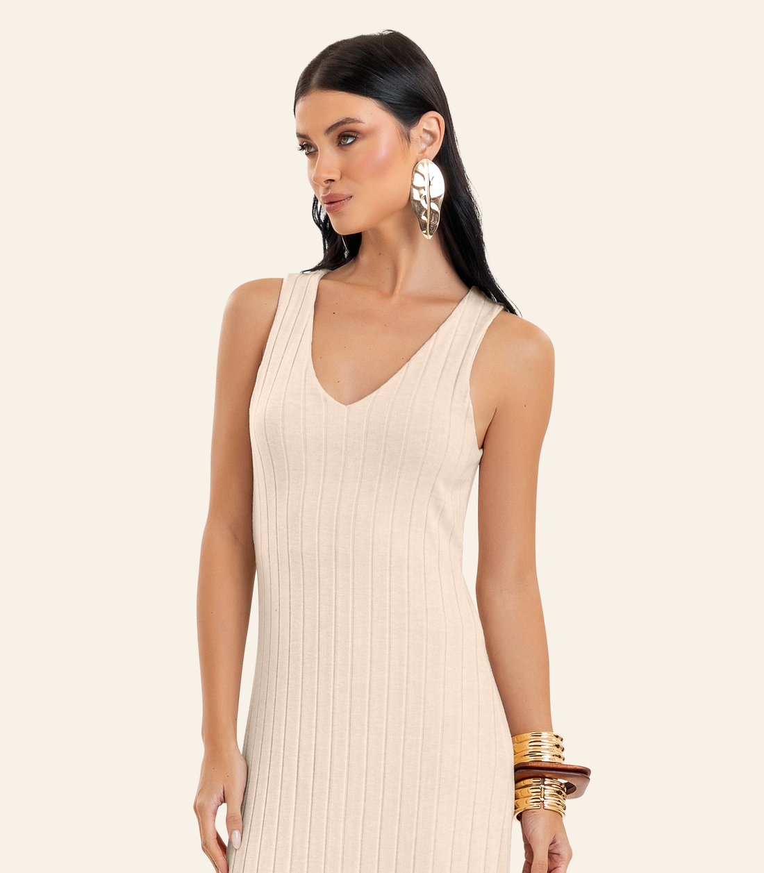 Vestido Feminino Midi Decote Em V Endless Vestido Feminino Midi Decote Em V Endless