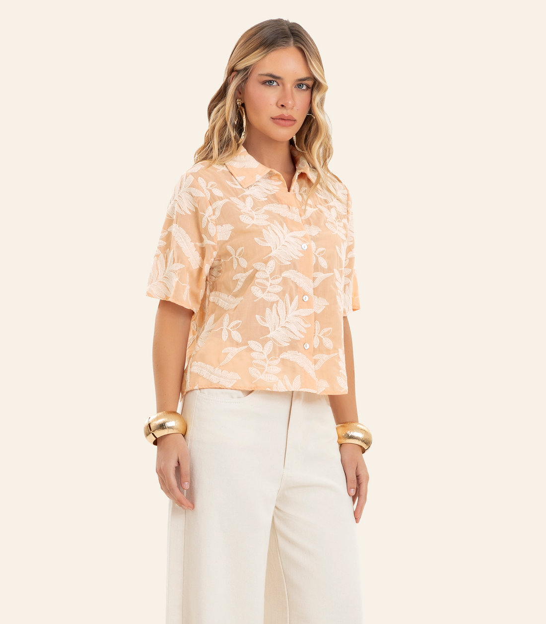 Camisa Feminina Manga Curta Bordada Endless Camisa Feminina Manga Curta Bordada Endless