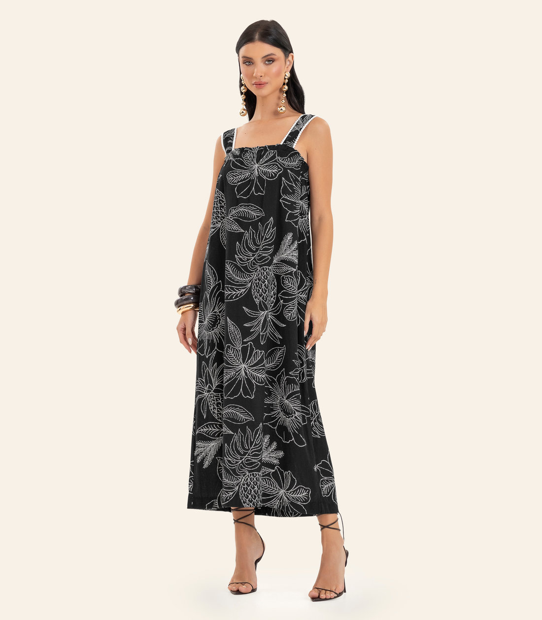 Vestido Feminino Midi Decote Quadrado Endless Vestido Feminino Midi Decote Quadrado Endless