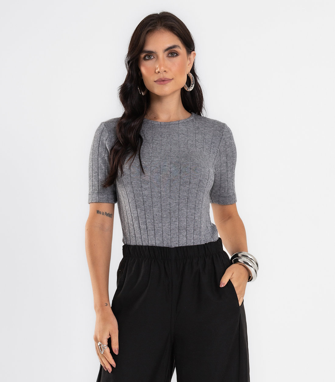 Blusa Feminina Em Tricot Canelado Endless Blusa Feminina Em Tricot Canelado Endless