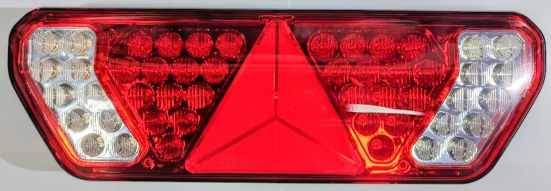 ISO17L1550 LE 12/24V - LANTERNA TRASEIRA GUERRA LED LE 12/24V (EMB. COM 01 PECA- VALOR UNITARIO) - PC