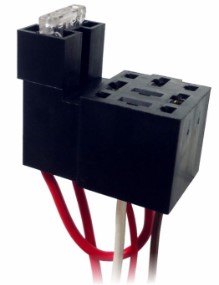 ISO107513 - 9 TER - SOQUETE PARA RELE DE 9 TERMINAIS 12/24V COM FUSIVEL (EMB. COM 01 PC - VALOR UNITARIO) - PC
