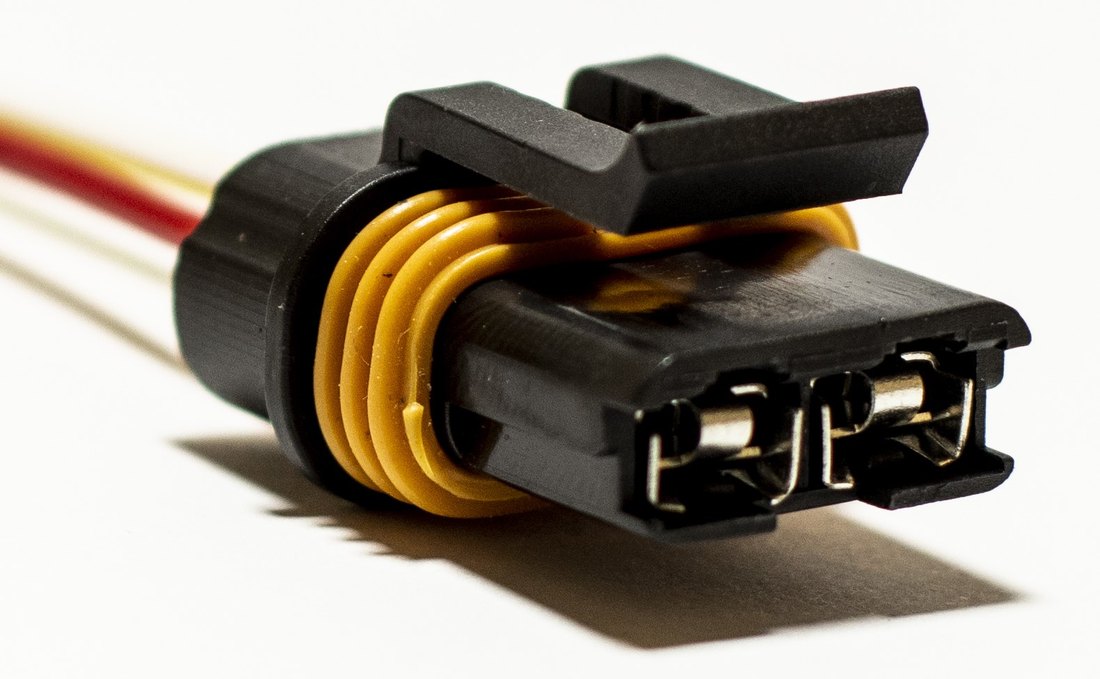 ISO302029 - CHIC. 02 VIAS ELETROV. - INT. LUZ RE - SENSOR DET. COMP. A/ C GM KADET/ MONZA - UN