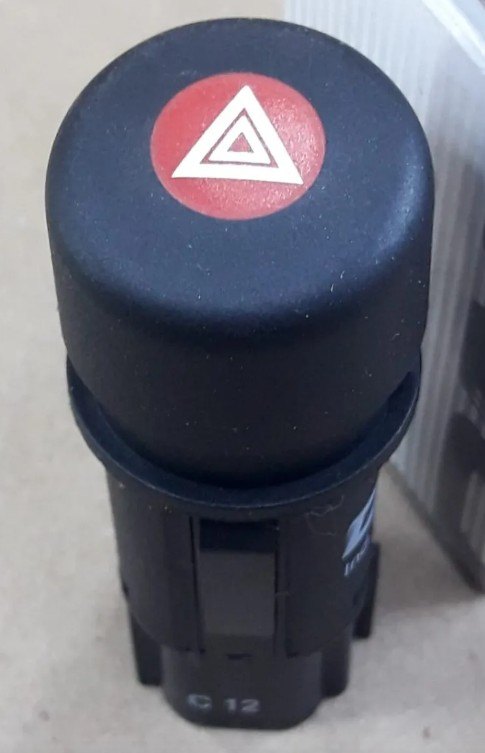 DNI2050 12V - BOTAO PISCA ALERTA  FORD KA TDS 07 TERMINAIS - PC