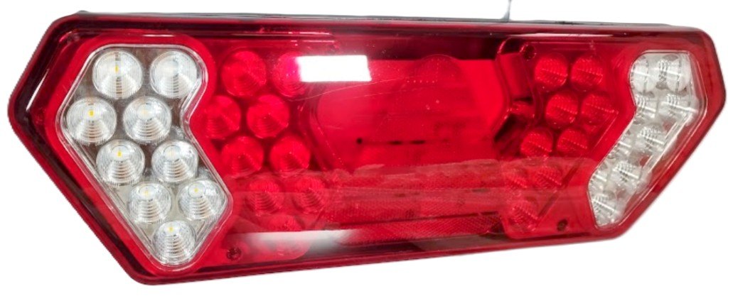 ISO225315 LE 12/24V - LANTERNA TRASEIRA GUERRA LED ESQUERDA 12/24V (EMB. COM 01 PECA- VALOR UNITARIO) - PC