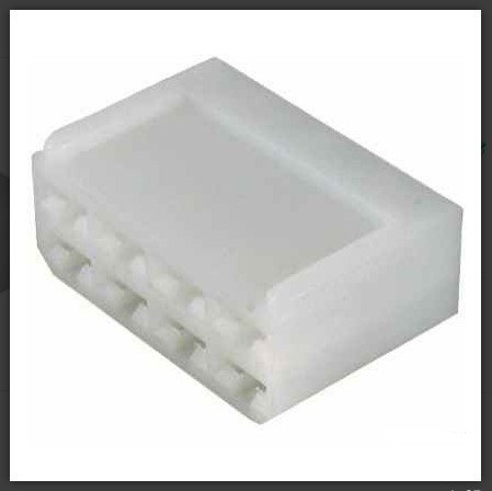 ISO1901838 - CONECTOR 8 VIAS 6,3 MM (FÊMEA) - PC ISO1901838 - CONECTOR 8 VIAS 6,3 MM (FÊMEA) - PC