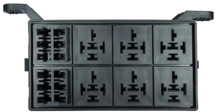 ISO10CX005 - CAIXA PARA 11 FUSIVEIS DE LAMINA E 6 RELES - USO UNIVERSAL (EMB. COM 01 PECA - VALOR UNITARIO) - PC ISO10CX005 - CAIXA PARA 11 FUSIVEIS DE LAMINA E 6 RELES - USO UNIVERSAL (EMB. COM 01 PECA - VALOR UNITARIO) - PC