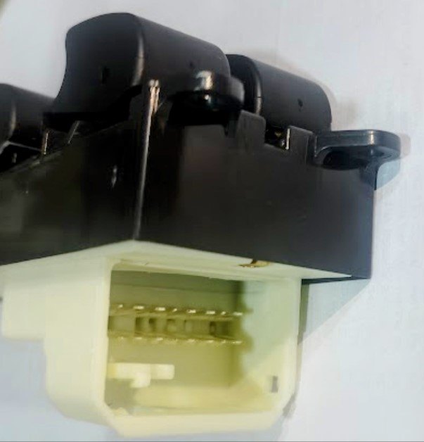 ISO17I34490 - INTERRUPTOR VIDRO ELETRICO TOYOTA HILUX 98 04/ CAMRY 97 - PC