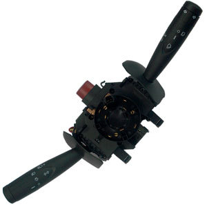 IM12290 - CHAVE SETA PALIO 09 >> COM LIMPADOR DIANT E TRAS/ COM DESEMB. TRAS. E TRIP. - UN IM12290 - CHAVE SETA PALIO 09 >> COM LIMPADOR DIANT E TRAS/ COM DESEMB. TRAS. E TRIP. - UN