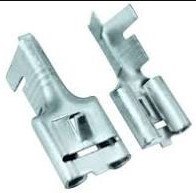 ISO82182 - TERMINAL ENCAIXE COM TRAVA ESTANHADO 6,7 (EMB. COM 100 PECAS - VALOR DO CENTO) - CT