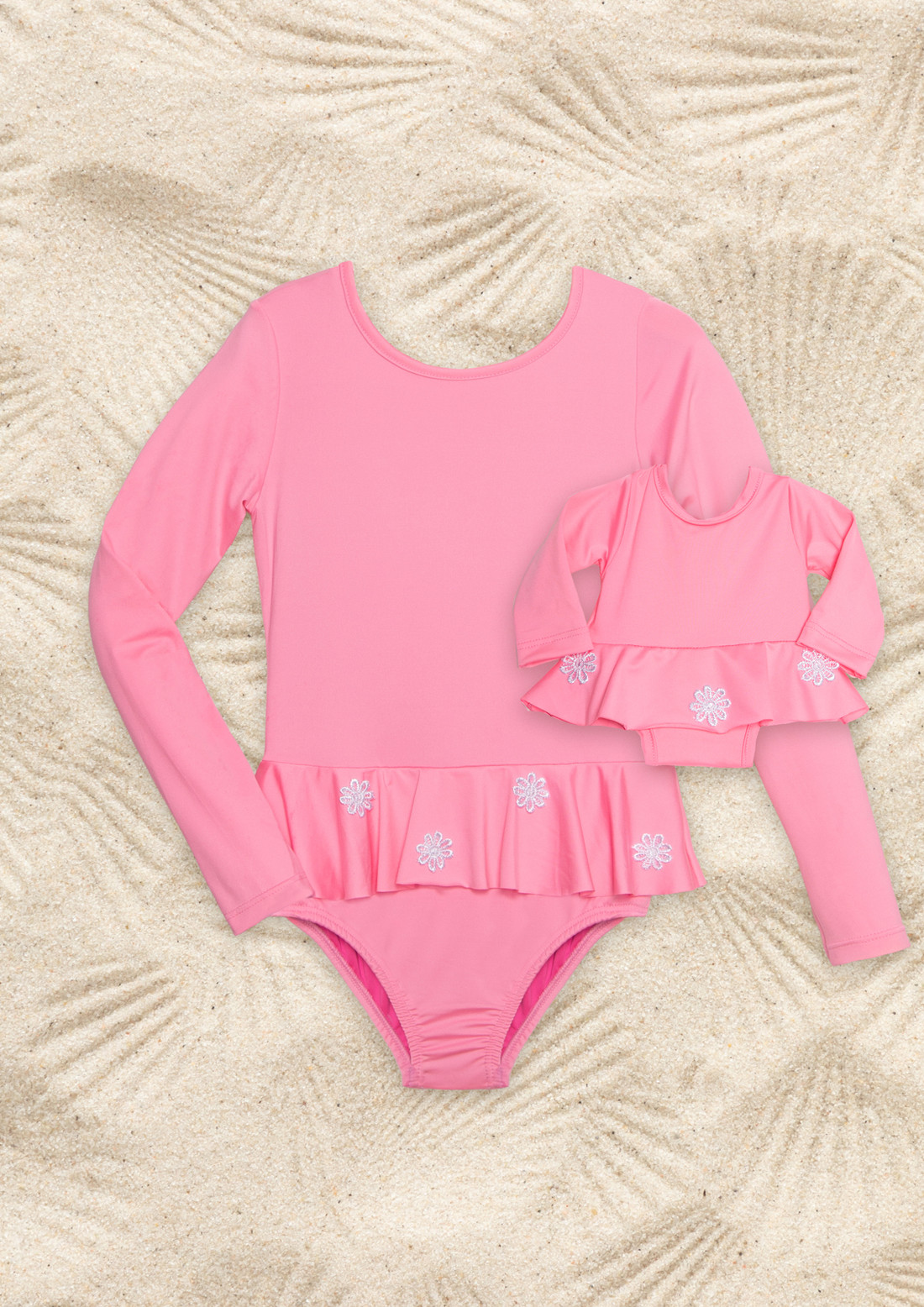 Maiô flores COM roupa de boneca