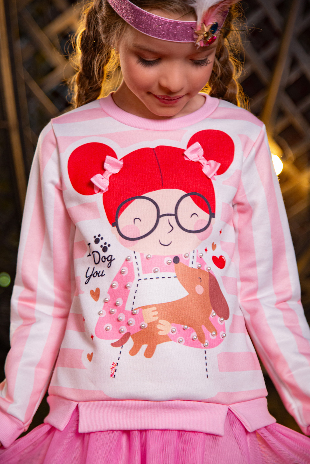 Conjunto listrado com saia midi em tule